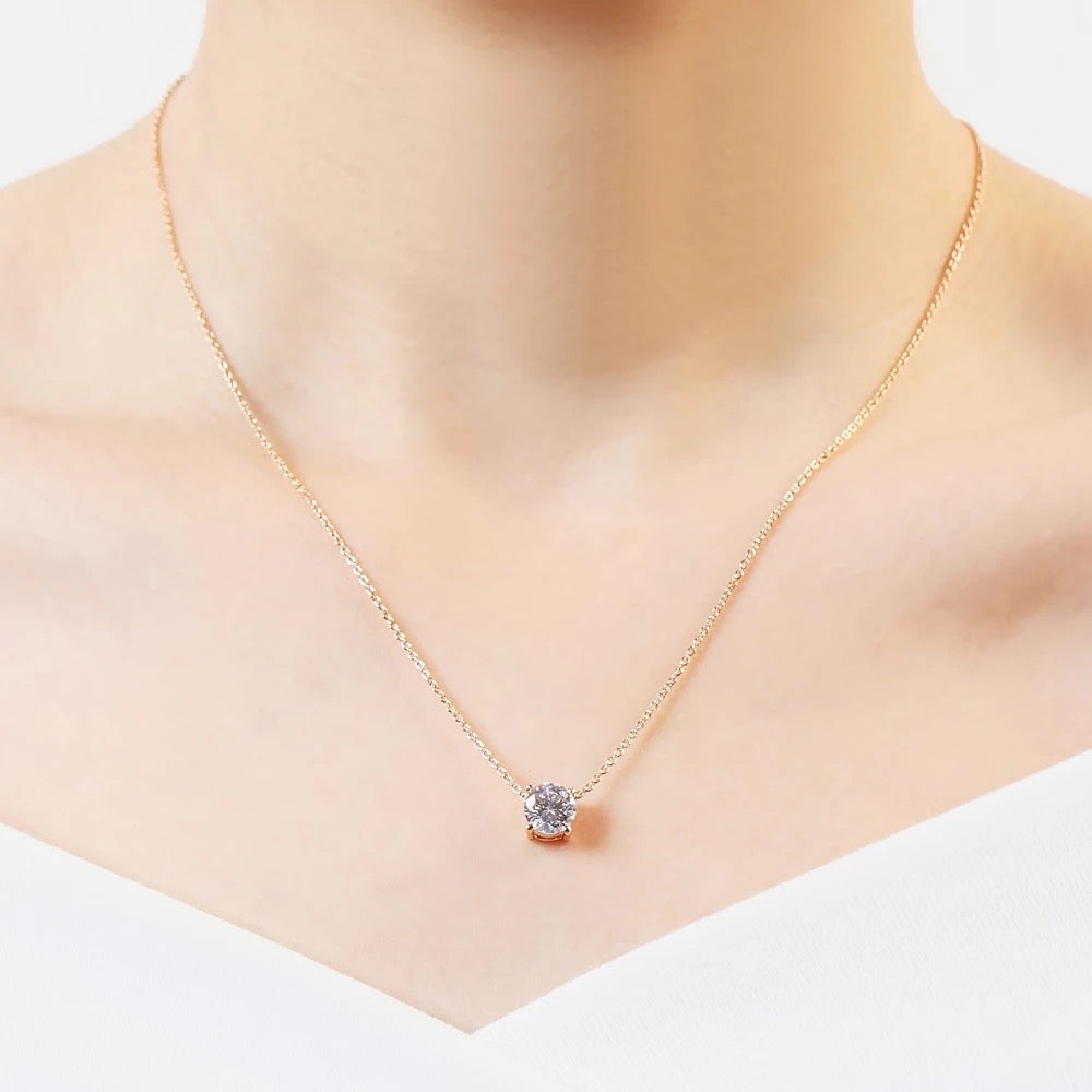 Classic Solitaire Necklaces. Silver or Gold. 10 necklaces per display.